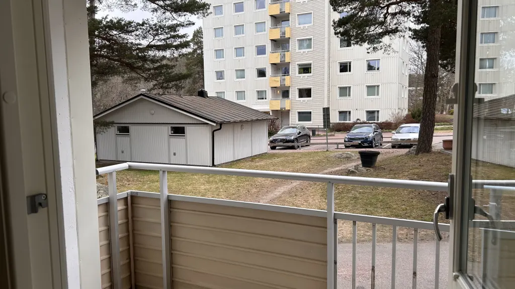 Hyresrätt med 2 rum på Karlavagnsgatan 5 i Västerås, bild 3 av 5