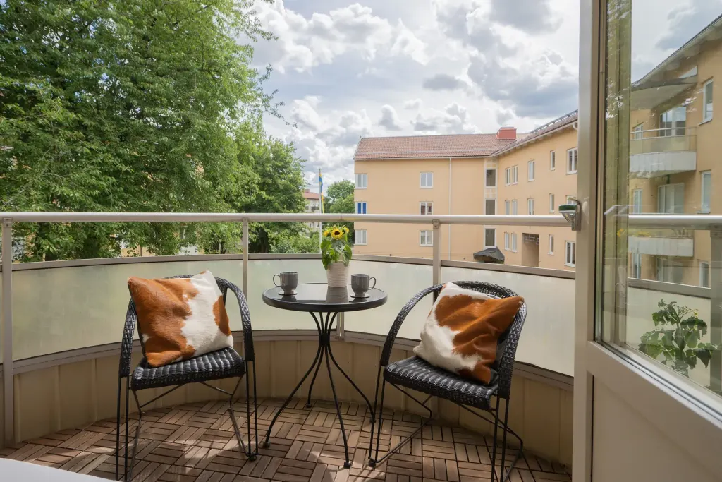 Bostadsrätt med 3 rum på Storsjövägen 78 i Stockholm, bild 3 av 4