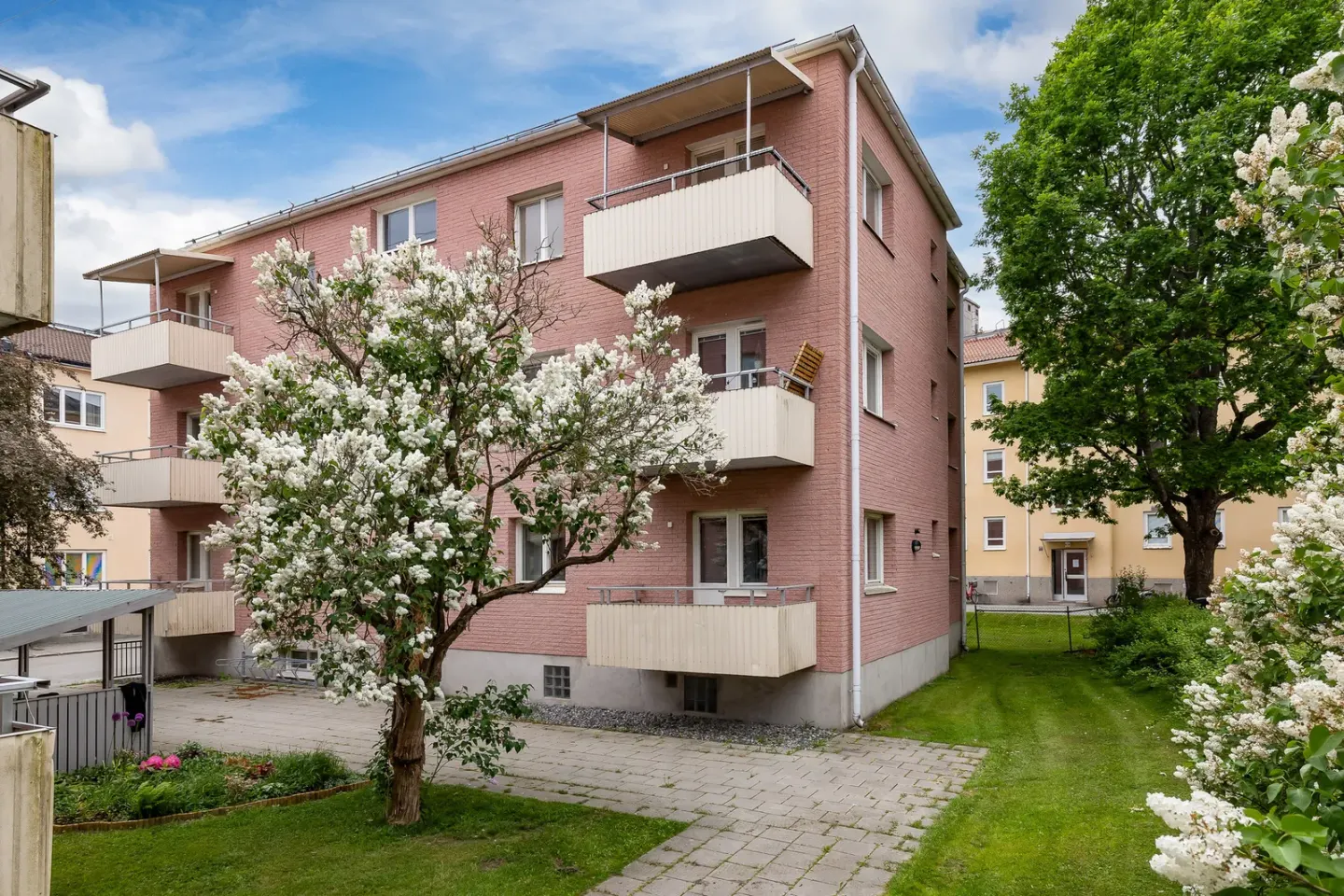 Bostadsrätt med 1 rum på Schantzgatan 8 i Örebro