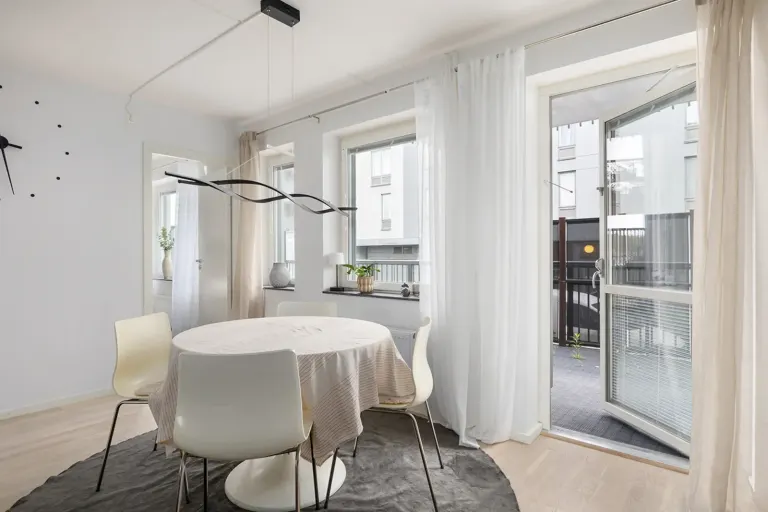 Bostadsrätt med 3 rum på Viggengatan 2 i Järfälla