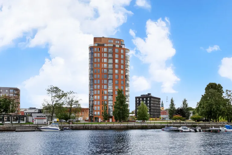 Bostadsrätt med 3 rum på Södra Skeppsbron 24 i Gävle, bild 2 av 4
