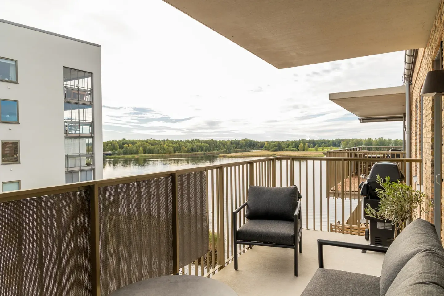 Bostadsrätt med 3 rum på Packhusallén 4B i Karlstad, bild 3 av 4