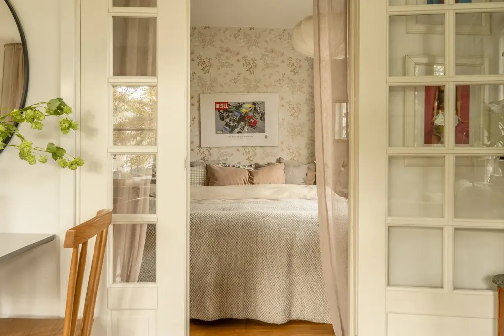 Bostadsrätt med 4 rum på Hövdingagatan 28 i Stockholm, bild 3 av 4