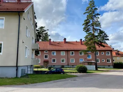 Hyresrätt med 3 rum på Gläntstigen 2 B i Säffle, bild 3 av 5