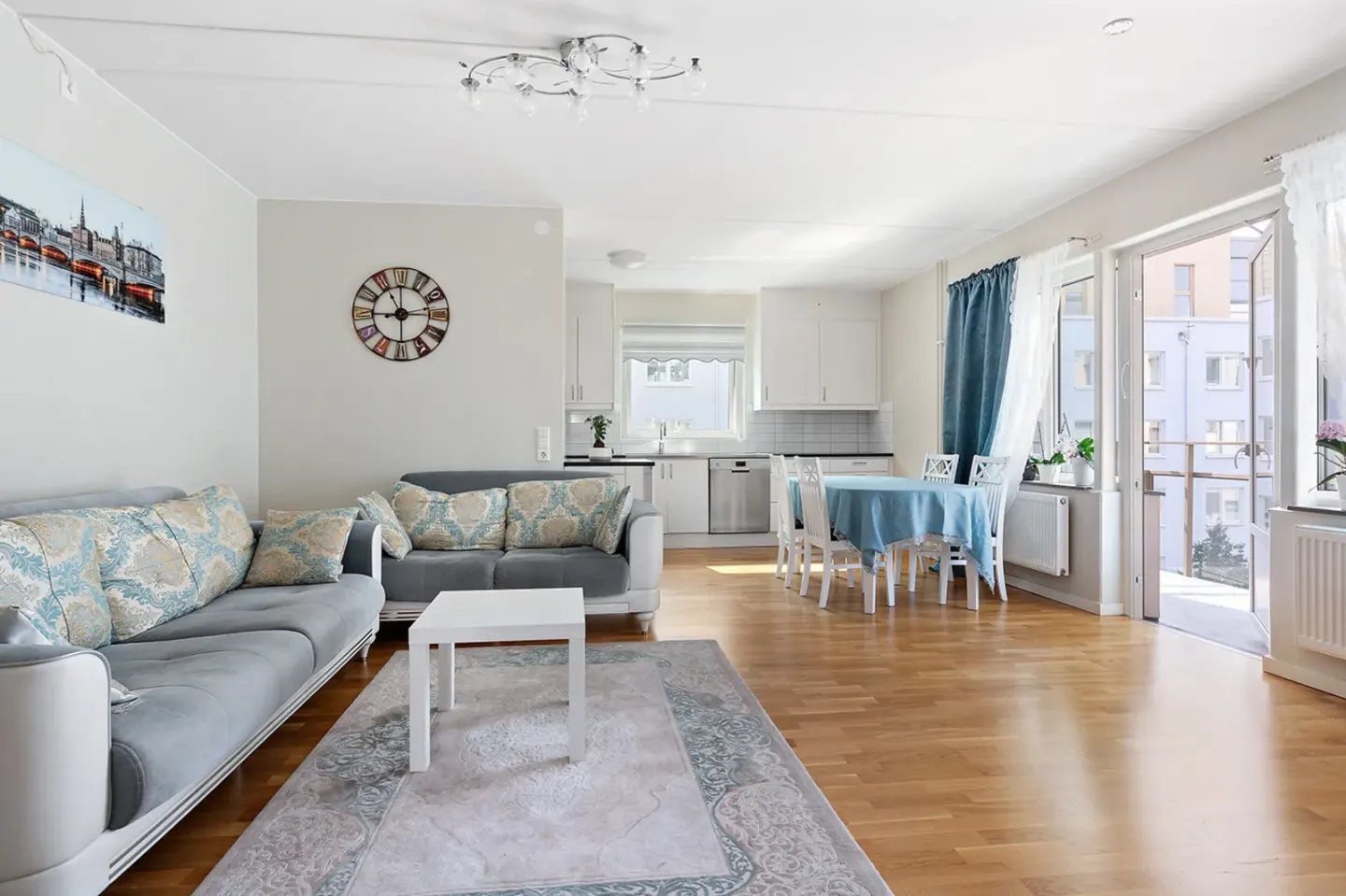 Bostadsrätt med 3 rum på Gripengatan 11 i Järfälla