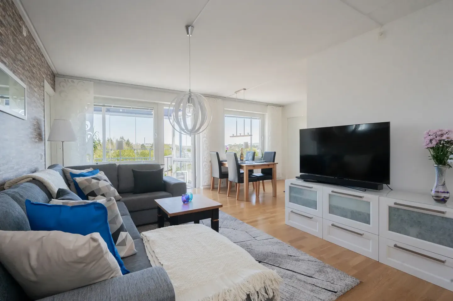 Bostadsrätt med 4 rum på Hallsbergsgatan 22 i Stockholm, bild 4 av 4