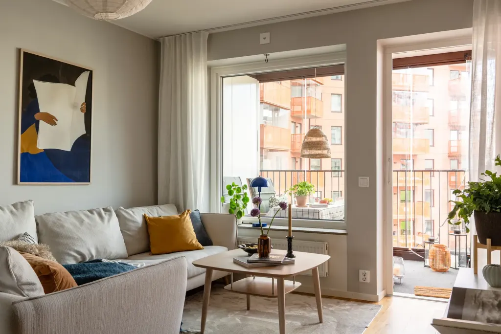 Bostadsrätt med 4 rum på Årstaskogs Väg 7B i Stockholm, bild 2 av 4