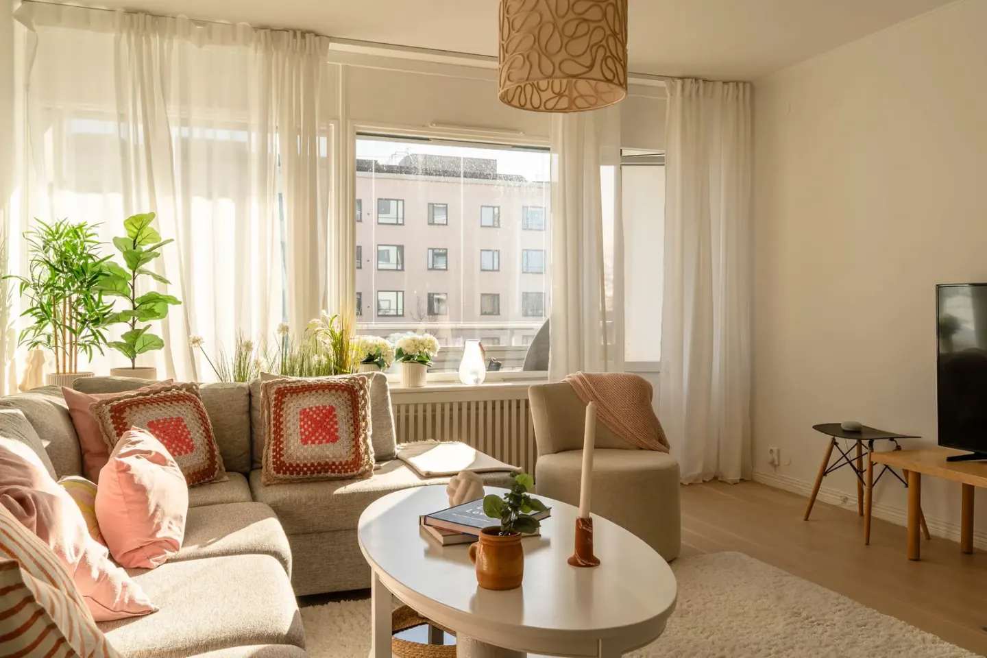 Bostadsrätt med 4 rum på Ekholmsvägen 232 i Stockholm, bild 2 av 4