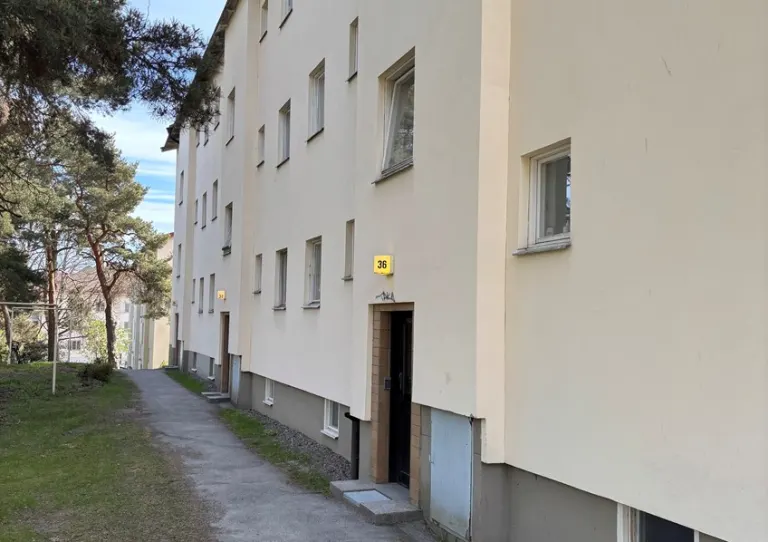 Hyresrätt med 2 rum på Åmänningevägen 32 i Stockholm, bild 3 av 4
