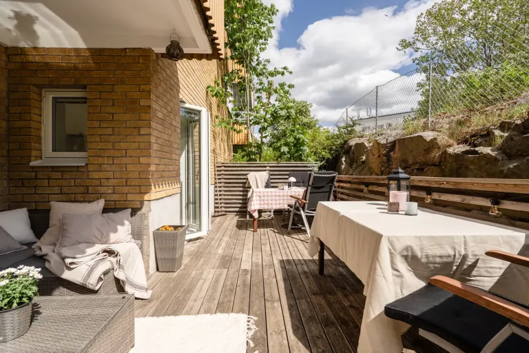 Bostadsrätt med 3 rum på Ekensbergsvägen 21 i Stockholm, bild 2 av 4