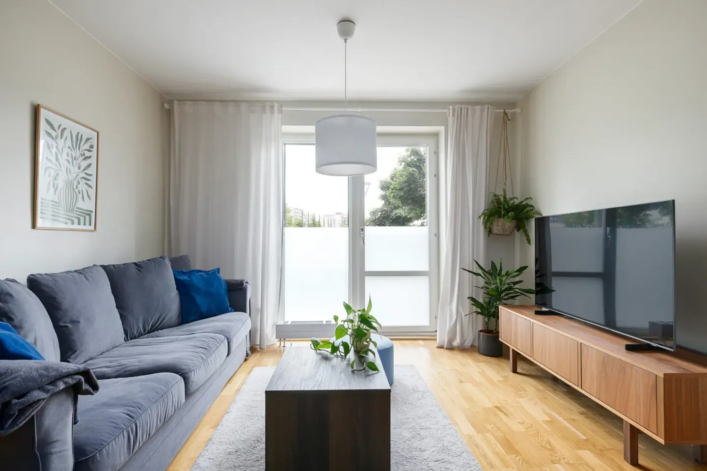 Bostadsrätt med 2 rum på Karlslundsvägen 24 i Järfälla, bild 2 av 4