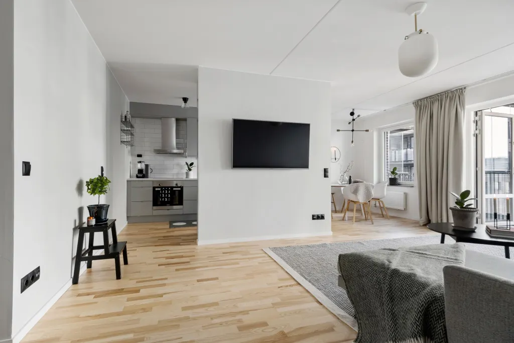Bostadsrätt med 4 rum på Sjöviksbacken 14 i Stockholm, bild 5 av 5