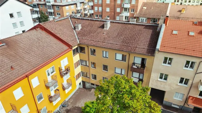 Hyresrätt med 2 rum på Kungsgatan 79A i Trollhättan, bild 2 av 4