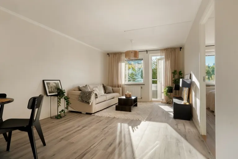 Bostadsrätt med 2 rum på Nibblevägen 6 i Botkyrka