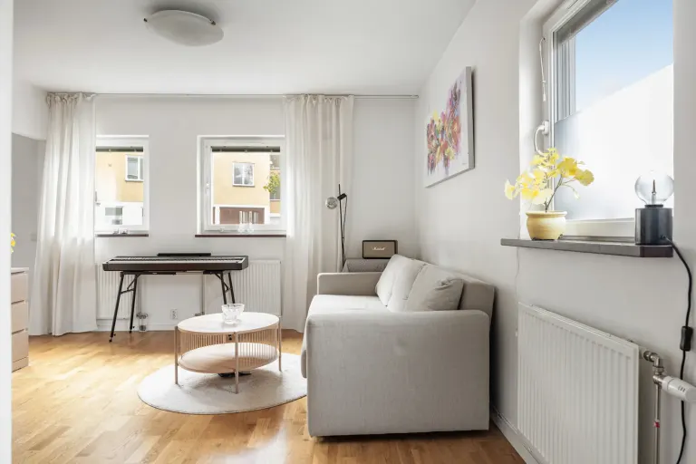 Bostadsrätt med 1,5 rum på Ekensbergsvägen 69 i Solna, bild 3 av 4