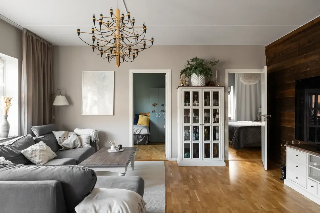 Bostadsrätt med 4 rum på Eklundshovsvägen 25 i Botkyrka, bild 2 av 4