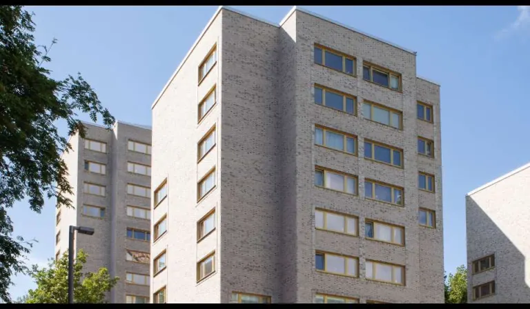 Hyresrätt med 1 rum på Professorsslingan 51 i Stockholm