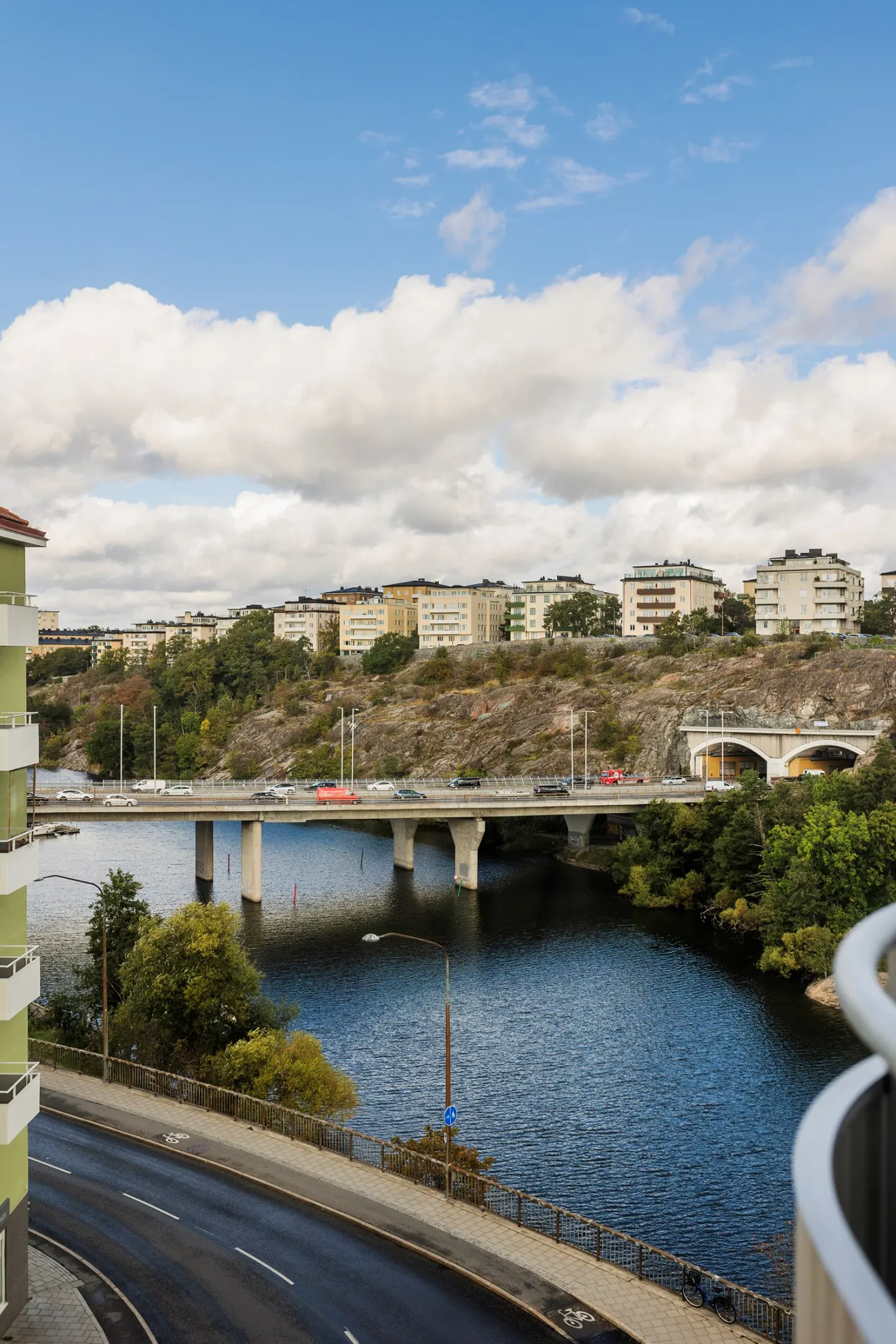 Bostadsrätt med 2 rum på Essinge Brogata 3 i Stockholm, bild 3 av 5