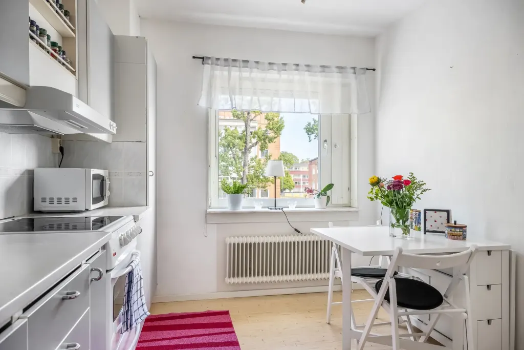Bostadsrätt med 1 rum på Södra Storängsvägen 62A i Finspång, bild 3 av 4