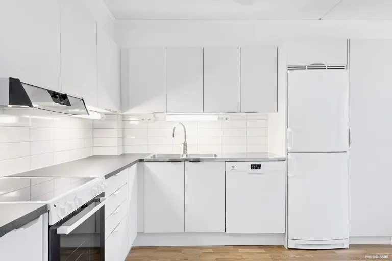 Hyresrätt med 2 rum på Eddavägen 17C i Eskilstuna, bild 2 av 5
