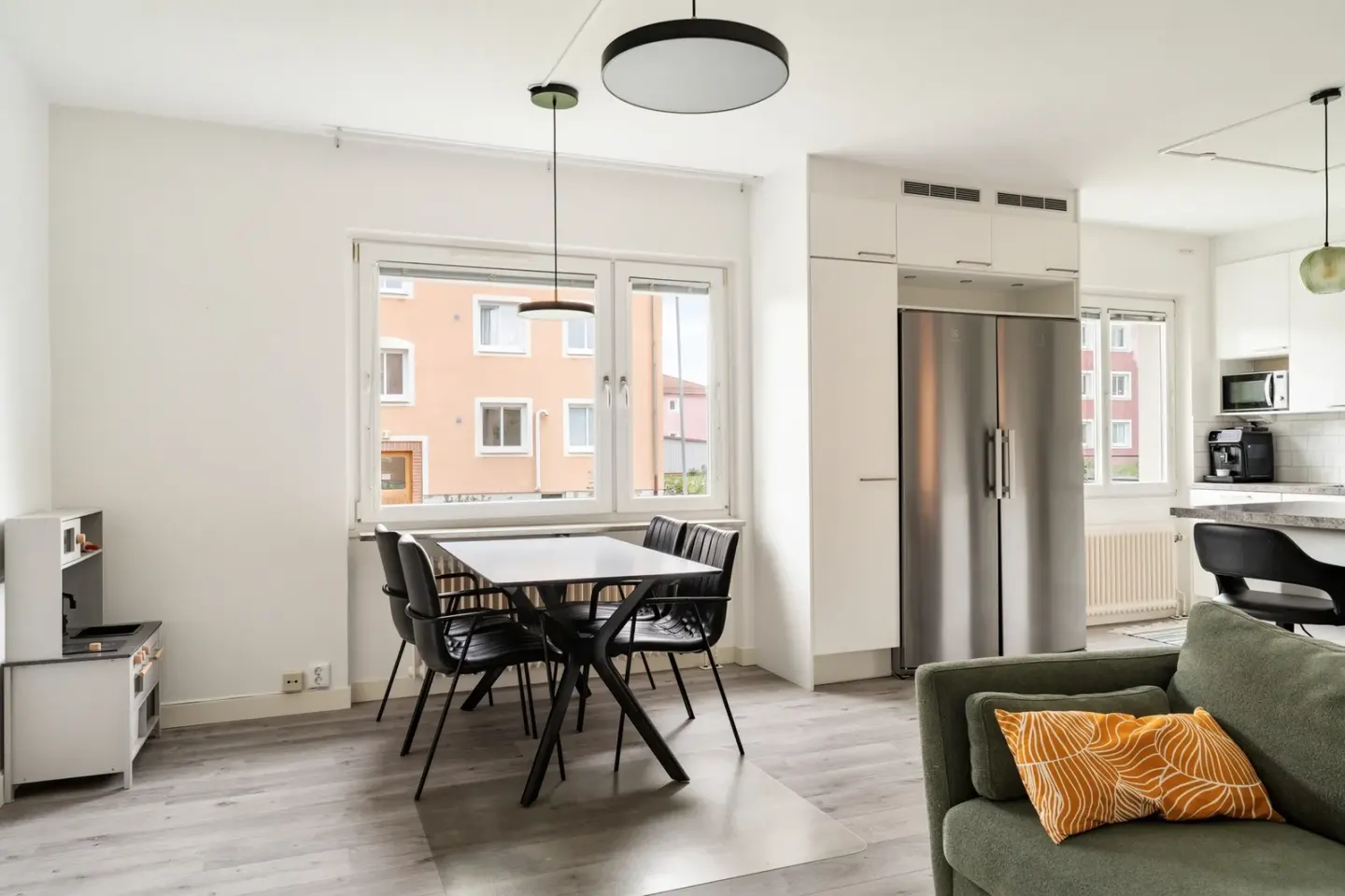 Bostadsrätt med 4 rum på Ahlbergers väg 13A i Nyköping, bild 4 av 4