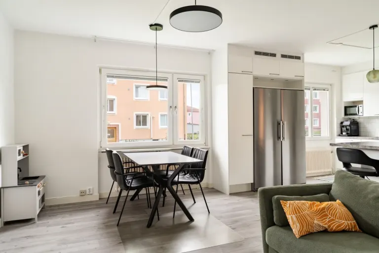Bostadsrätt med 4 rum på Ahlbergers väg 13A i Nyköping, bild 4 av 4