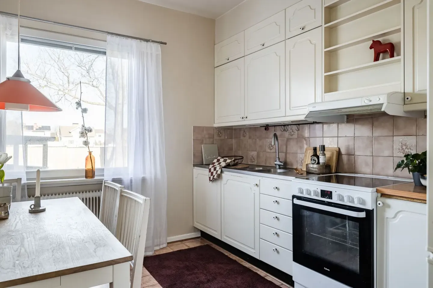Bostadsrätt med 2 rum på Gullrisgatan 5A i Göteborg, bild 2 av 4