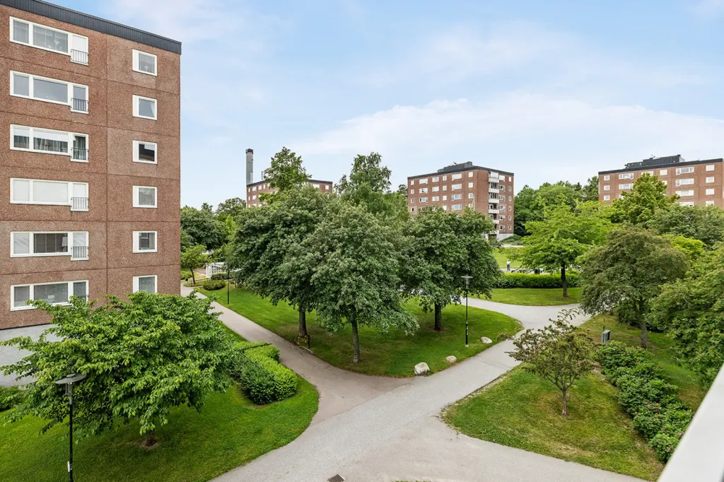 Bostadsrätt med 2 rum på Stråvägen 3 i Järfälla, bild 3 av 4
