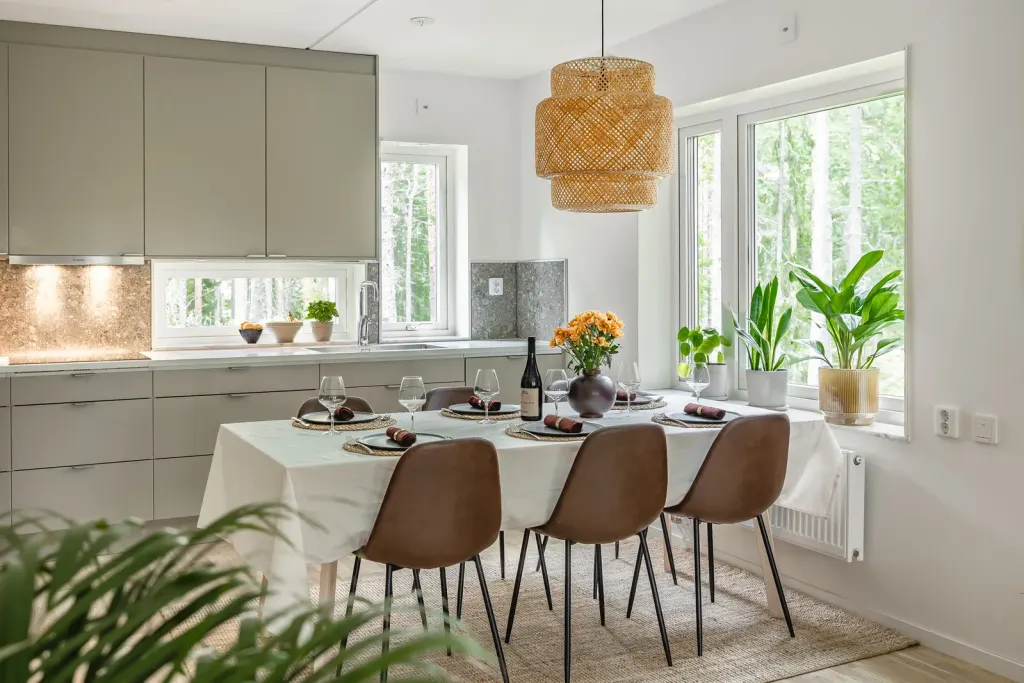 Bostadsrätt med 4 rum på Annebergsvägen 21 i Hammarö, bild 4 av 4