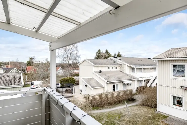 Bostadsrätt med 2 rum på Jaktvägen 149 i Upplands Väsby, bild 3 av 4