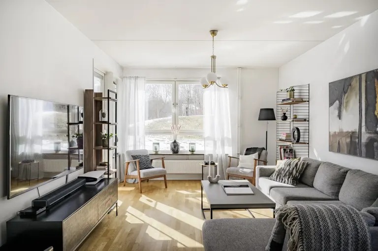 Bostadsrätt med 4 rum på Piruettvägen 9 i Stockholm