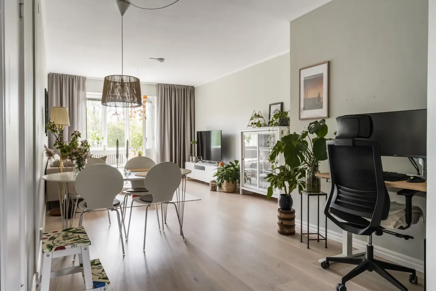 Bostadsrätt med 2 rum på Svanåallén 10A i Örebro, bild 3 av 4