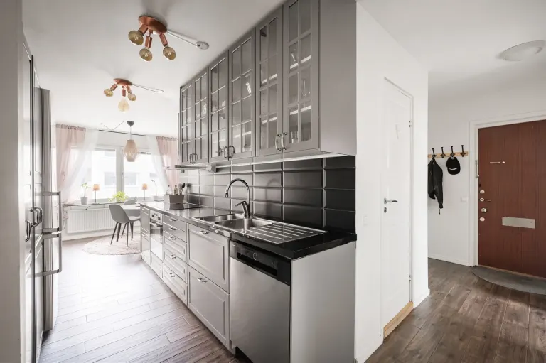 Bostadsrätt med 4 rum på Hallonvägen 48 i Upplands-Bro