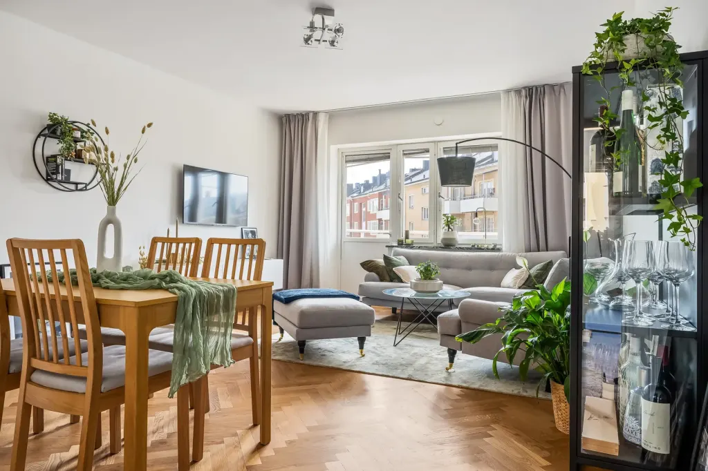 Bostadsrätt med 2 rum på Vikbolandsgatan 1 i Norrköping, bild 2 av 4