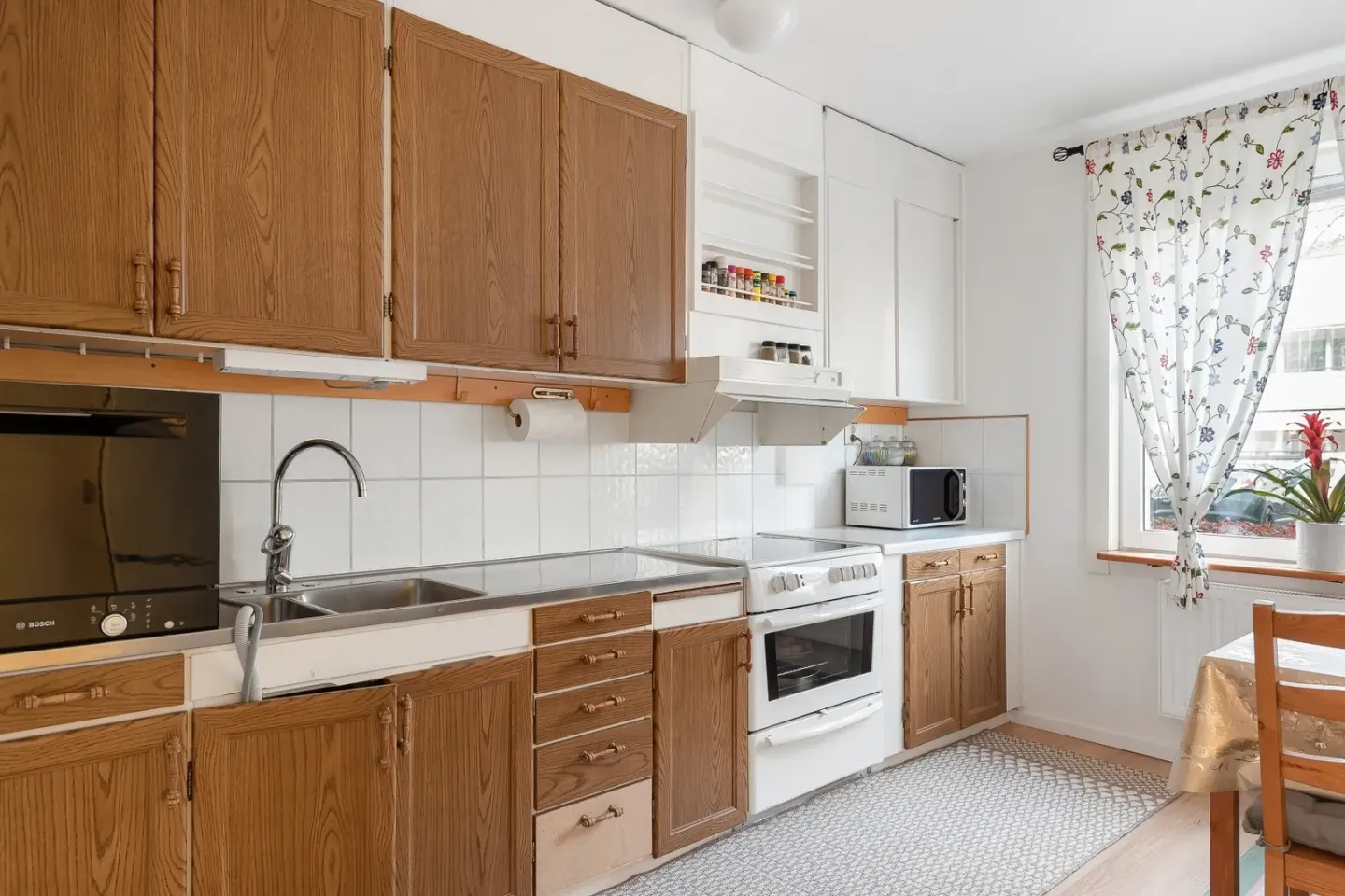 Bostadsrätt med 3 rum på Månadsvägen 56 i Järfälla, bild 4 av 4