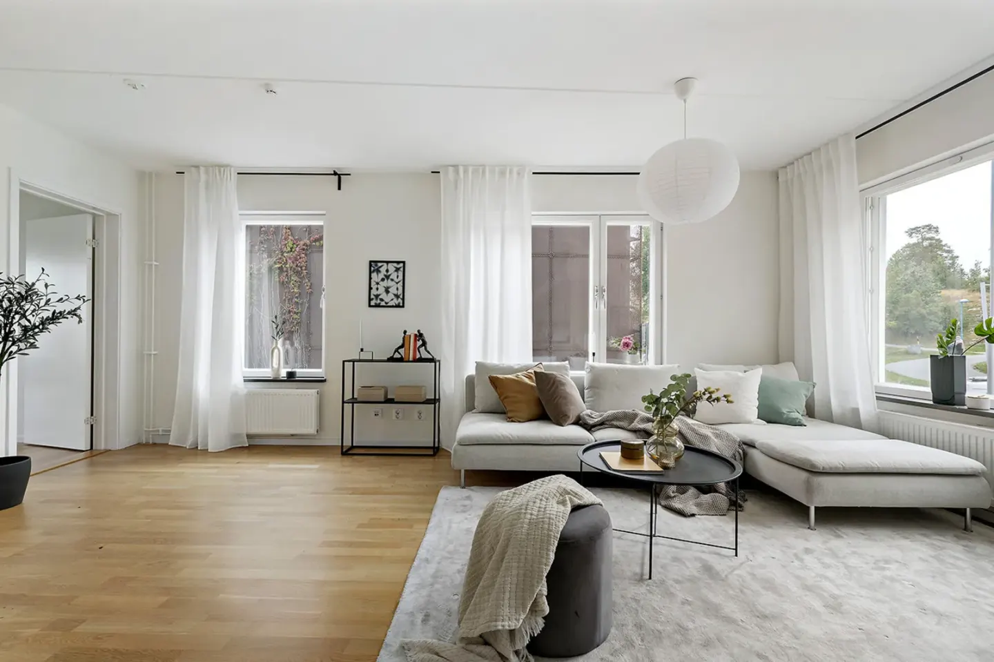 Bostadsrätt med 2 rum på Hjulstavägen 88 i Stockholm, bild 3 av 4