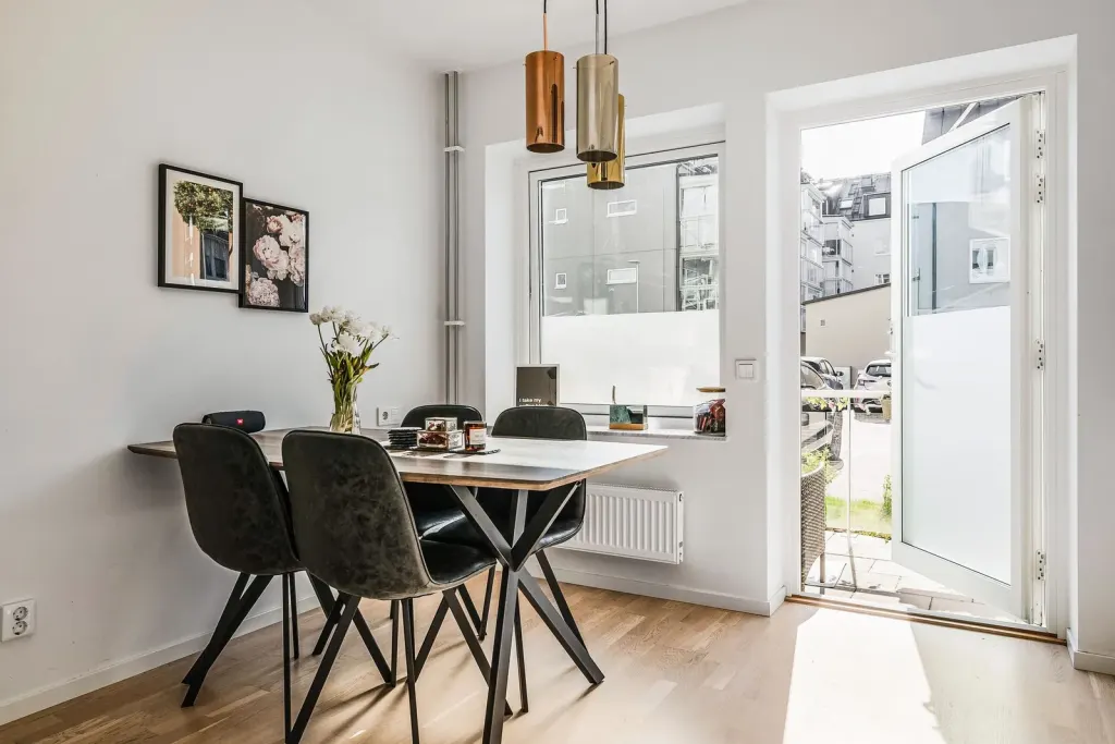 Bostadsrätt med 2 rum på Fotbollsvägen 26B i Nyköping, bild 3 av 4