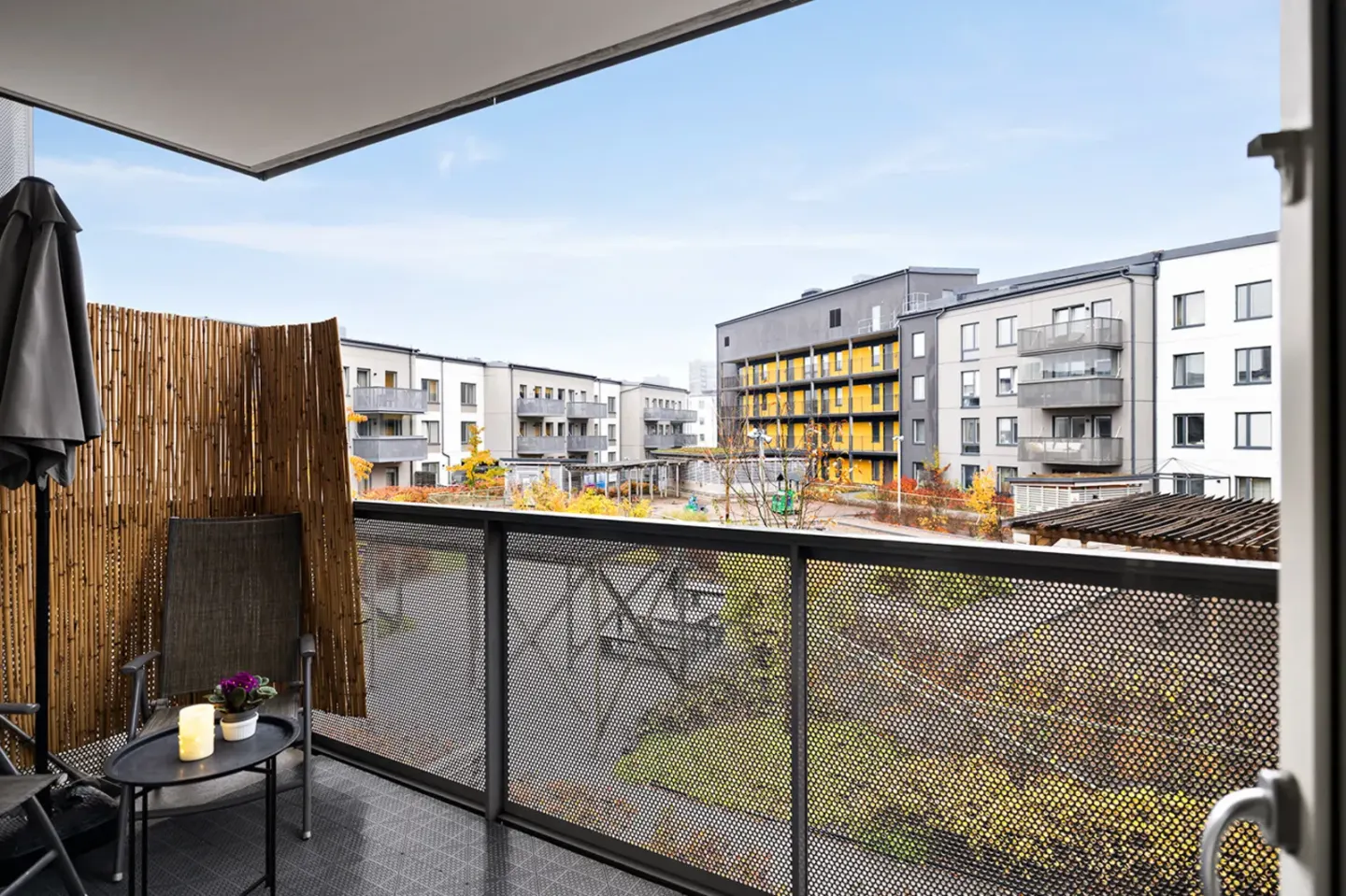 Bostadsrätt med 3 rum på Karlslundsvägen 26 i Järfälla, bild 3 av 4