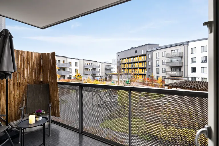 Bostadsrätt med 3 rum på Karlslundsvägen 26 i Järfälla, bild 3 av 4