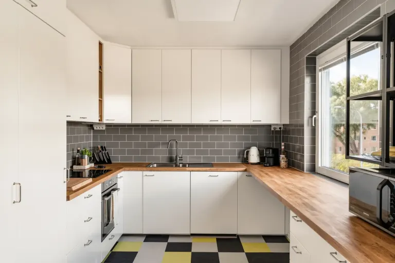 Bostadsrätt med 3 rum på Östra Rundgatan 10 i Nyköping, bild 2 av 4