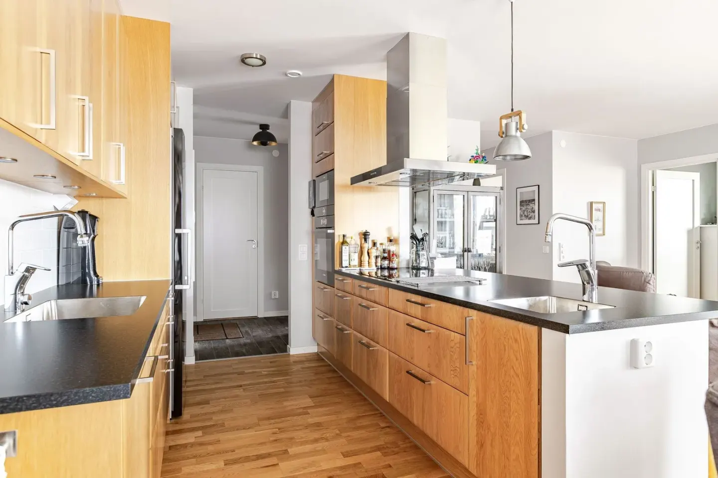 Bostadsrätt med 3 rum på Hanekindsgatan 5 i Linköping, bild 3 av 4