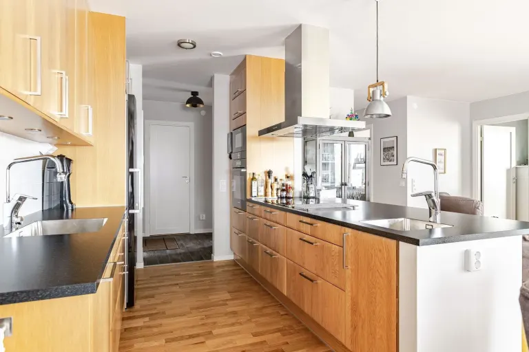 Bostadsrätt med 3 rum på Hanekindsgatan 5 i Linköping, bild 3 av 4