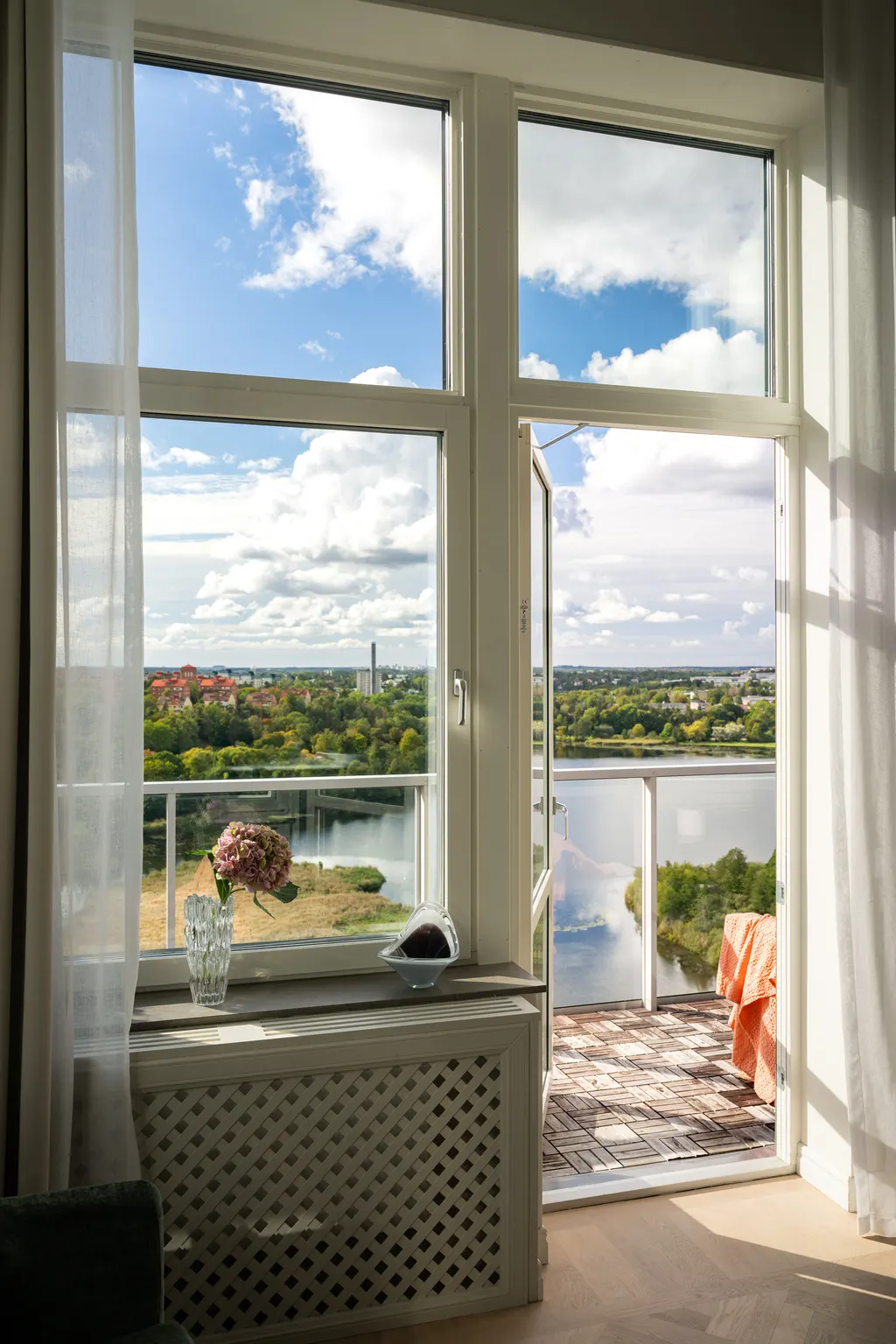 Bostadsrätt med 4 rum på Evenemangsgatan 24 i Solna, bild 3 av 5