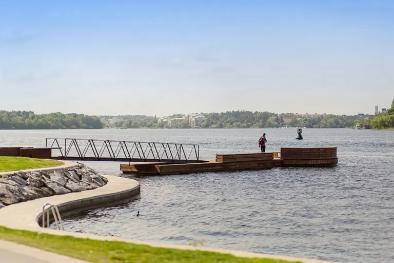 Bostadsrätt med 4 rum på Hornsbergs Strand 27A i Stockholm, bild 2 av 4