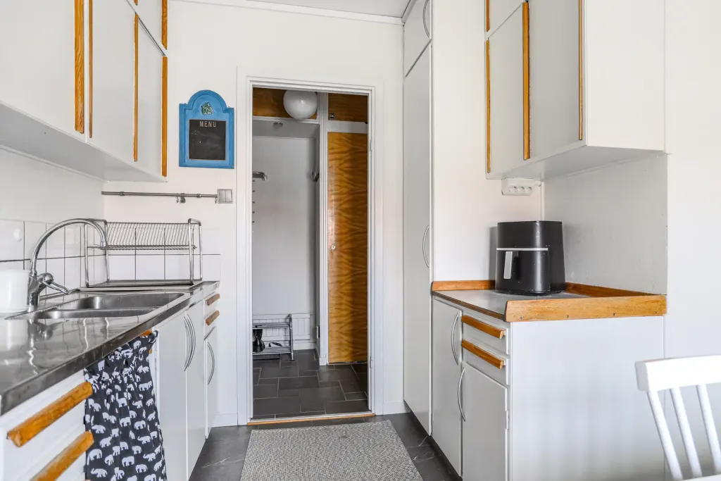 Bostadsrätt med 2 rum på Villagatan 42B i Örnsköldsvik, bild 4 av 4