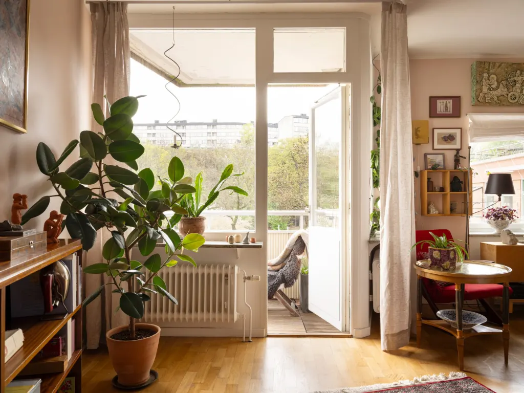 Bostadsrätt med 2 rum på Sjöbjörnsvägen 1 i Stockholm, bild 3 av 5