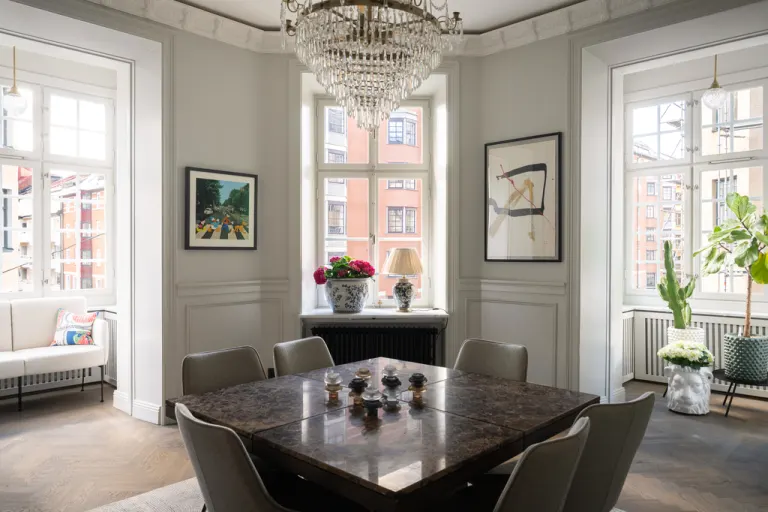 Bostadsrätt med 5 rum på Grev Turegatan 50 i Stockholm