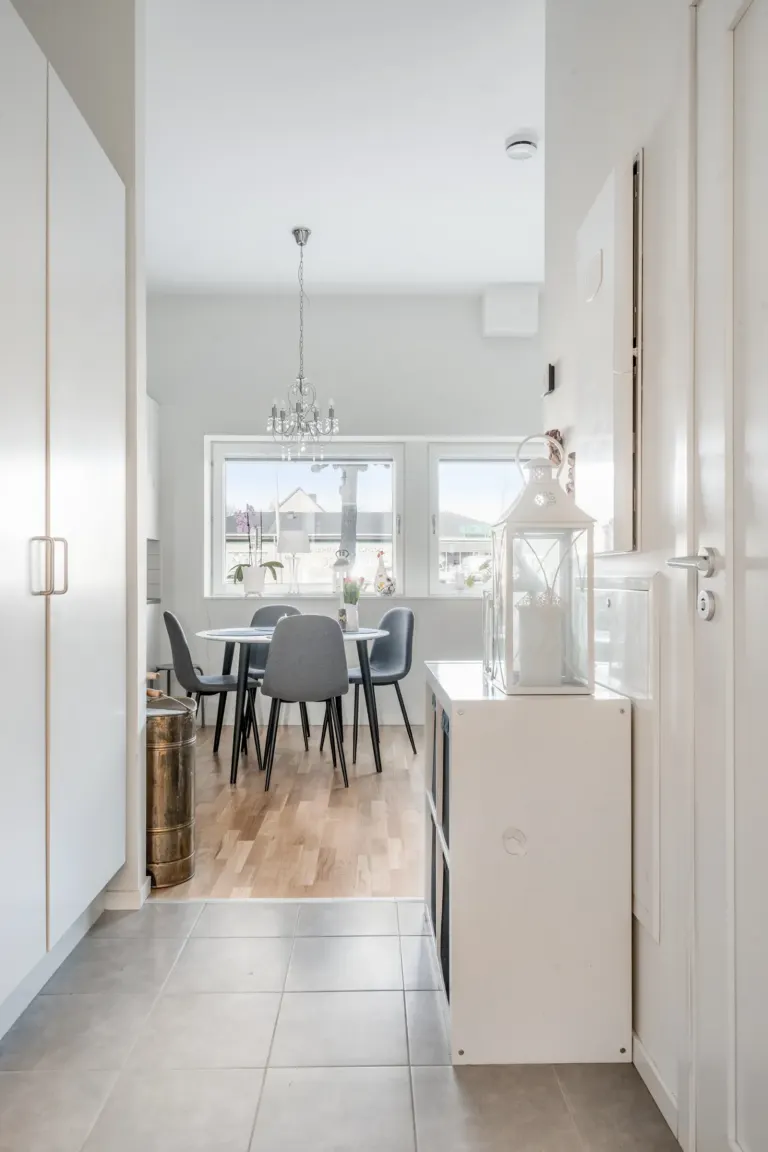 Bostadsrätt med 1 rum på Bievägen 6A i Katrineholm, bild 2 av 4