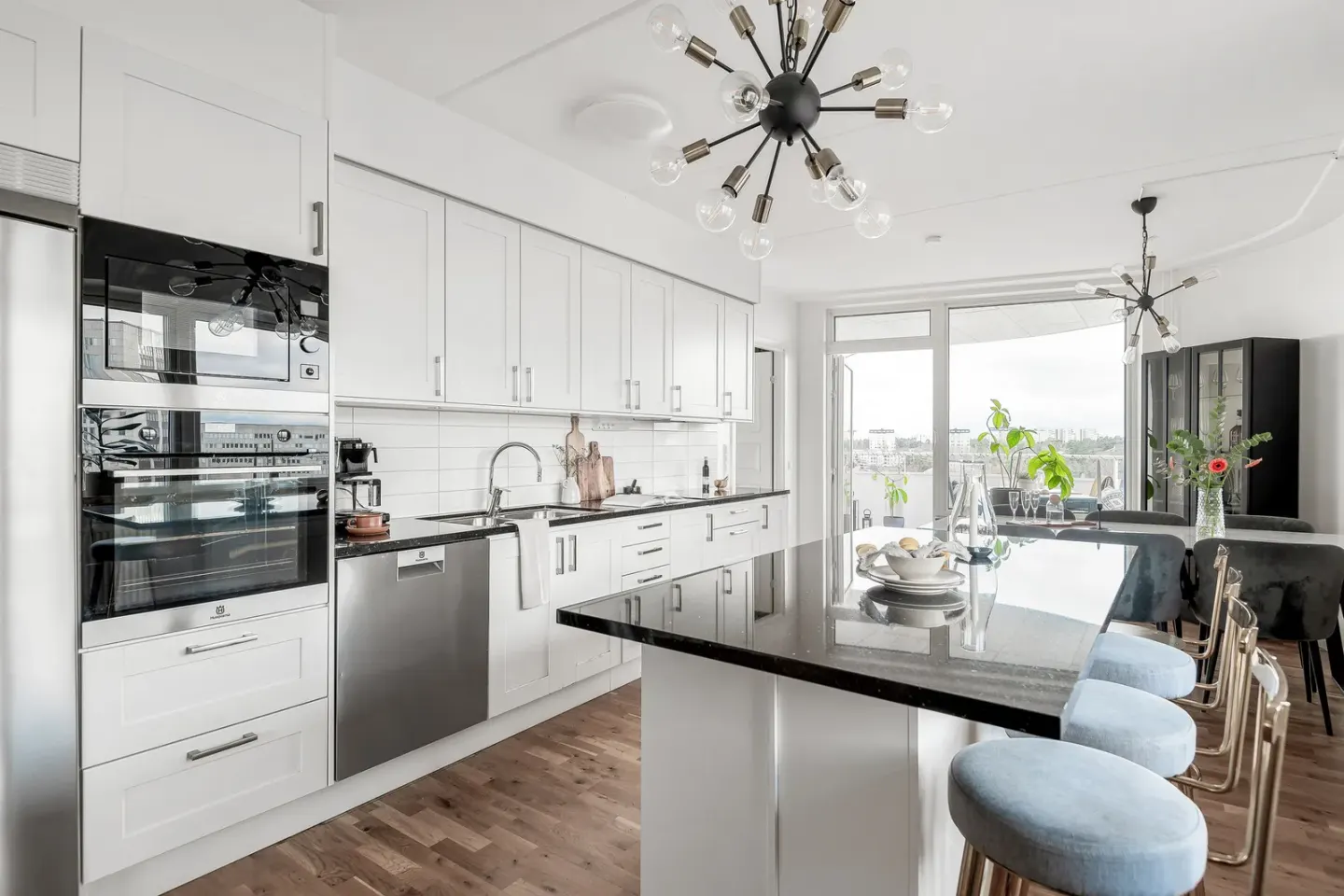 Bostadsrätt med 4 rum på Funäsgatan 8 i Stockholm, bild 3 av 4