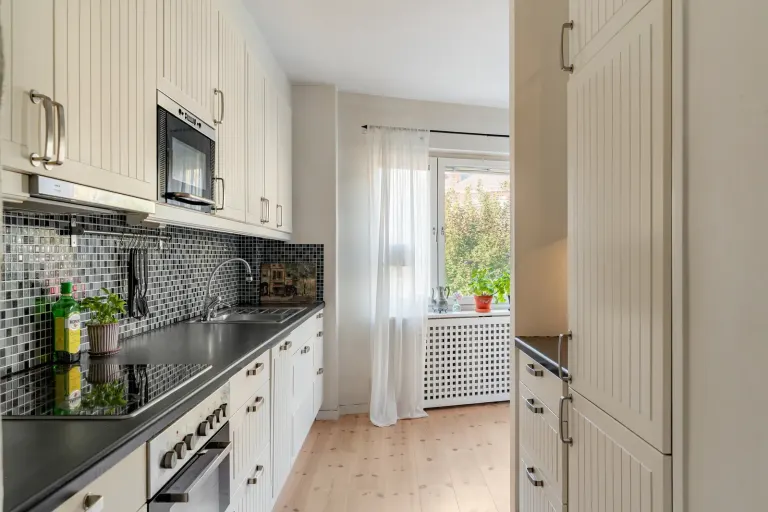Bostadsrätt med 3 rum på Rosenkällavägen 32C i Nyköping, bild 3 av 4